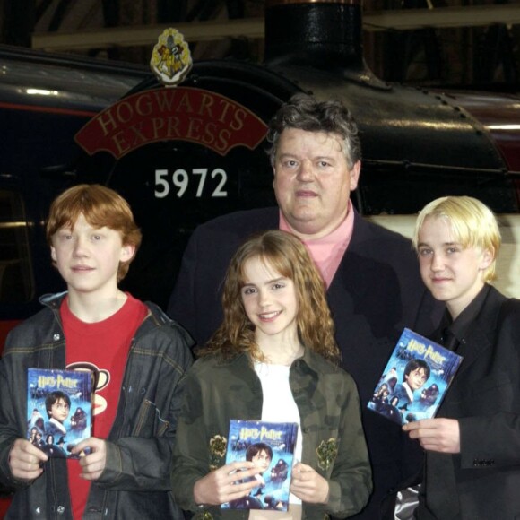 Robbie Coltrane, Rupert Grint, Emma Watson et Tom Felton à Londres le 9 mai 2002.
