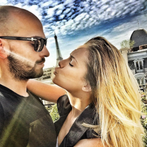 Clara Morgane et son époux fous d'amour à l'hotel Raphael