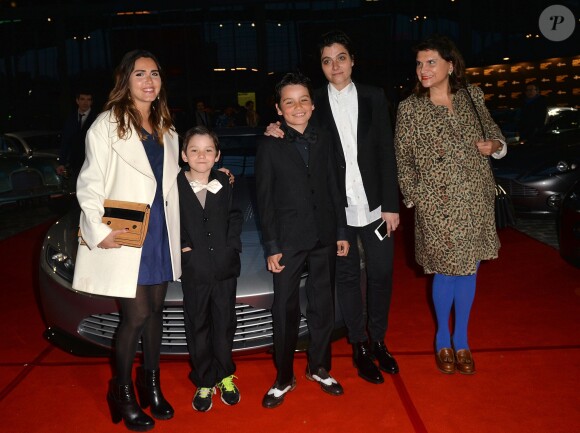 Joyce Jonathan et sa famille - Vernissage de "James Bond 007 l'exposition - 50 ans de style Bond" à la grande Halle de la Villette à Paris, le 14 avril 2016. © Veeren/Bestimage