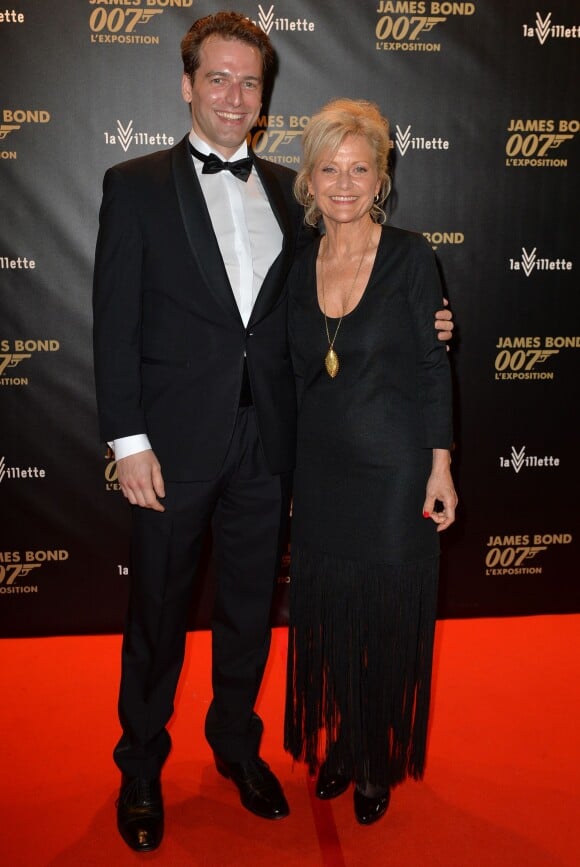 Blanche Ravalec et son fils - Vernissage de "James Bond 007 l'exposition - 50 ans de style Bond" à la grande Halle de la Villette à Paris, le 14 avril 2016. © Veeren/Bestimage
