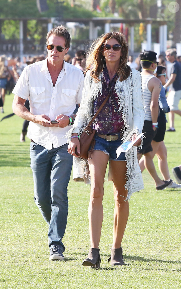 Cindy Crawford et son mari Rande Gerber  lors du premier jour du festival de musique de Coachella en Californie à Indio le 16 Avril 2016.