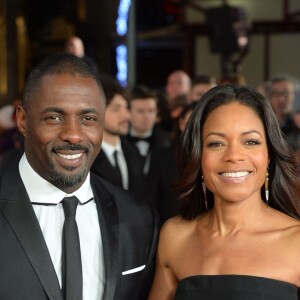 Idris Elba et Naomie Harris à la Premiere du film "Mandela: Long Walk To Freedom" au Odeon Leicester Square a Londres le 5 decembre 2013.