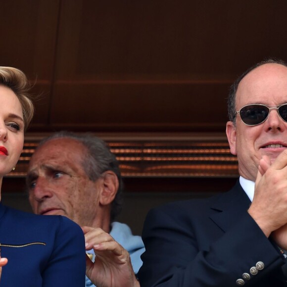 Le prince Albert II et la princesse Charlene de Monaco dans les tribunes au Monte-Carlo Rolex Masters 2016 lors de la finale opposant Rafael Nadal et Gaël Monfils au Monte-Carlo Country Club à Roquebrune-Cap-Martin, le 17 avril 2016. © Bruno Bebert/Bestimage