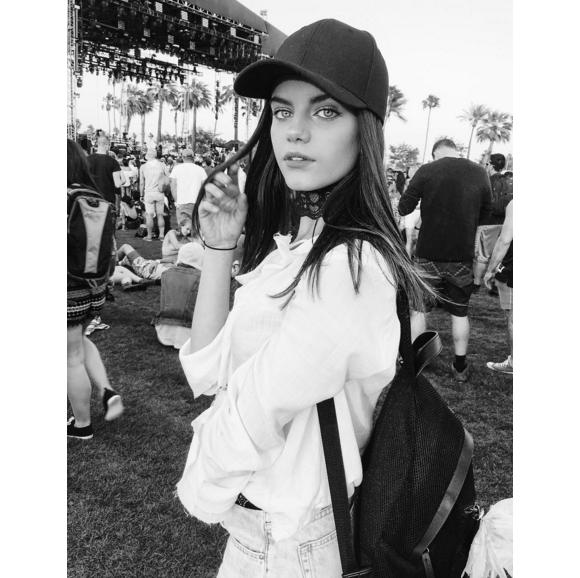 Sonia Ben Ammar, l'ancienne petite amie de Brooklyn Beckham, a publié une photo d'elle lors du festival de Coachella sur sa page Instagram, le 18 avril 2016.
