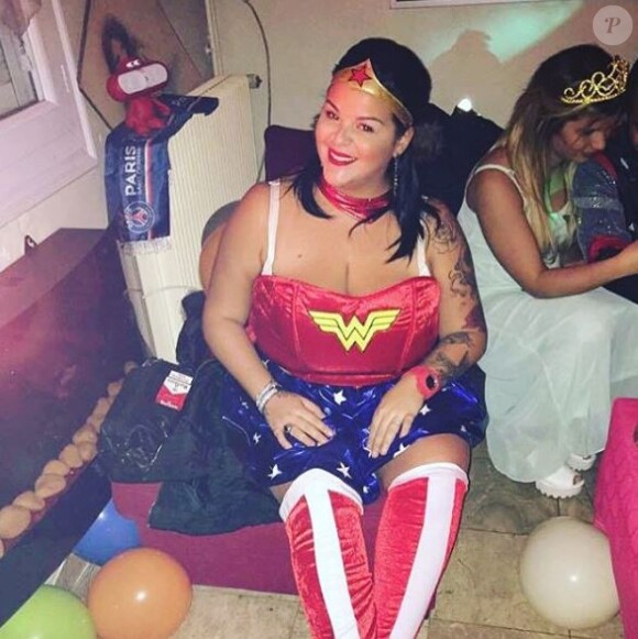 Sarah Fraisou des "Anges 8" déguisée en Wonder Woman, elle dévoile une photo sur Instagram