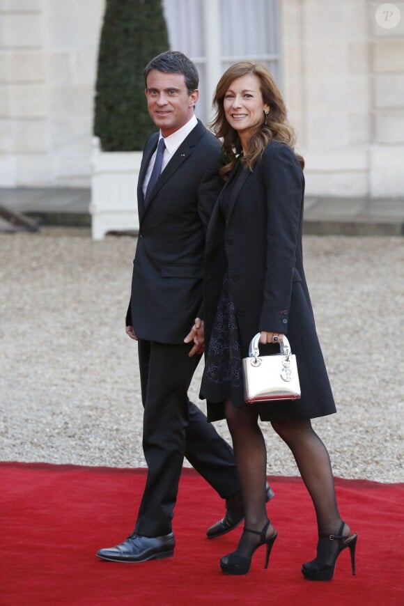 Manuel Valls et sa femme Anne Gravoin - Dîner d'Etat en l'honneur du gouverneur australien Peter Cosgrove au palais de l'Elysée à Paris, le 26 avril 2016. © Alain Guizard/Bestimage