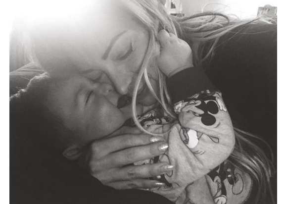 Emilie Nef Naf : complice avec son petit Menzo