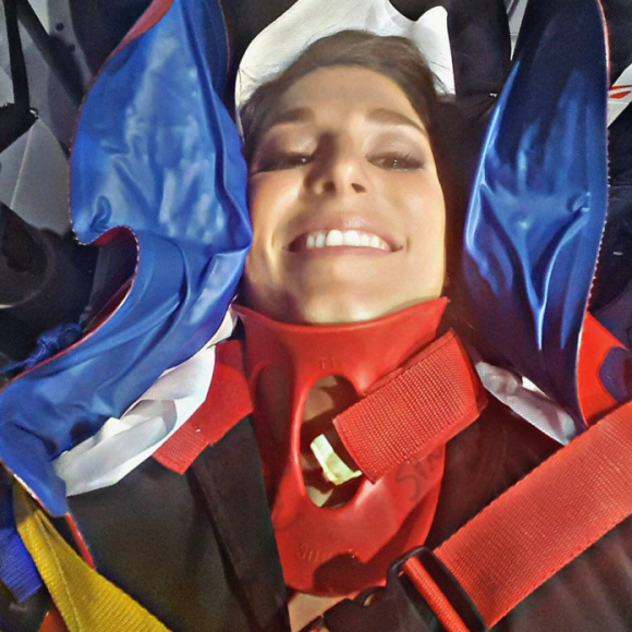 Après sa chute dans "Vendredi, tout est permis", Laury Thilleman a terminé aux urgences. Le 6 février 2016.