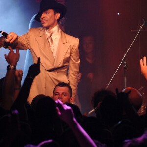 Prince en concert sur la scène du Montreux Jazz Festival, le 16 juillet 2007