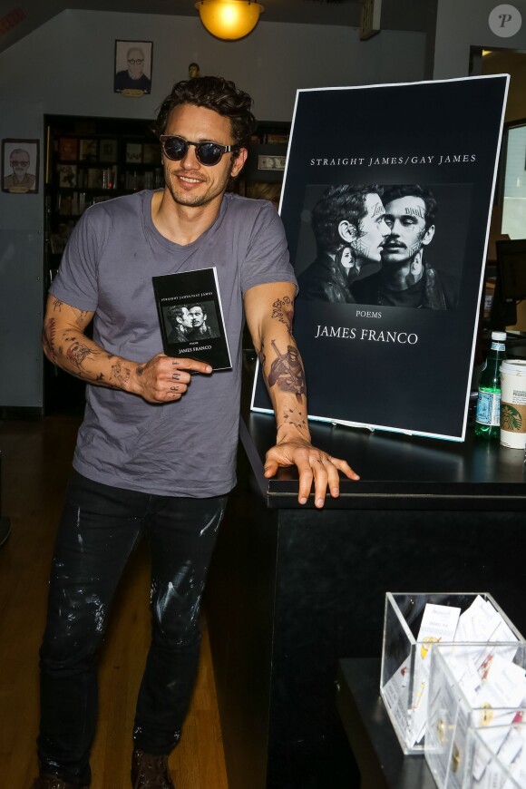 James Franco présente son dernier livre "Straight James" à Los Angeles le 6 Mars 2016. © CPA/BESTIMAGE