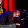 Eddy Mitchell en concert au Palais des Sports de Paris avec avec un Big Band de jazz de 21 musiciens le 16 mars 2016.