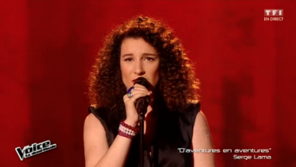 Amandine, dans The Voice 5 (demi-finale) sur TF1, le samedi 7 mai 2016.