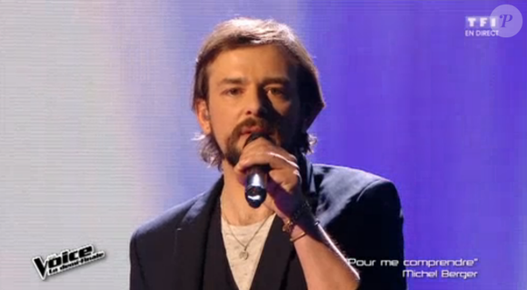 Clément Verzi, dans The Voice 5 (demi-finale) sur TF1, le samedi 7 mai 2016.