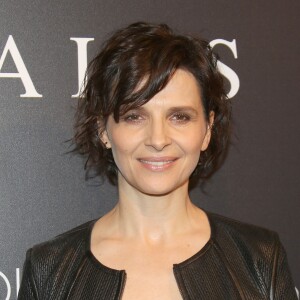 Juliette Binoche - Soirée du prix "Concept Cars" lors de la 31ème édition du Festival Automobile International, place Vauban aux Invalides à Paris le 26 janvier 2016. © Denis Guignebourg/Bestimage