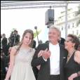 Anouchka Delon avec son père Alain Delon et Claudia Cardinale - Festival de Cannes 2010