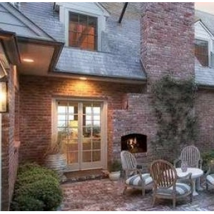 Maison que vient d'acheter Miranda Kerr avec son compagnon Evan Spiegel à Brentwood