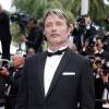 Mads Mikkelsen - Montée des marches du film "La Glace et le Ciel" pour la cérémonie de clôture du 68 ème Festival du film de Cannes, à Cannes le 24 mai 2015.