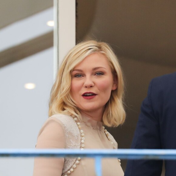 Kirsten Dunst et Laszlo Nemes au cocktail des membres du jury du 69ème festival international du film de Cannes à l'hôtel Martinez le 10 mai 2016