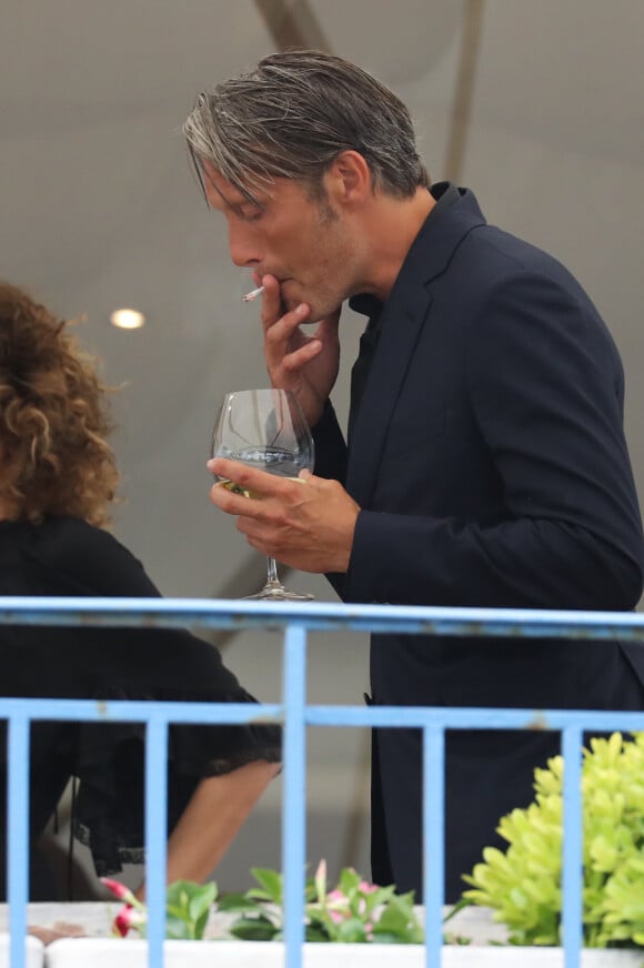 Mads Mikkelsen au cocktail des membres du jury du 69ème festival international du film de Cannes à l'hôtel Martinez le 10 mai 2016