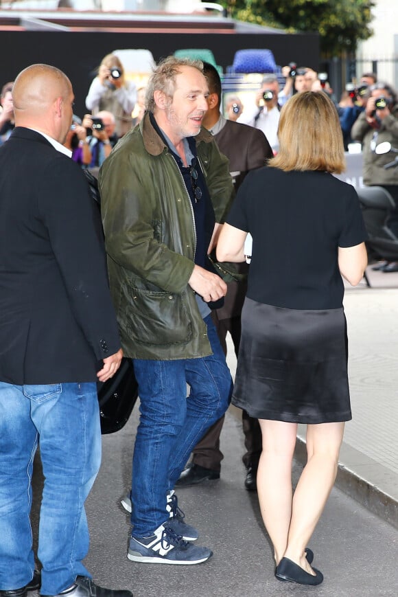 Arnaud Desplechin arrive au dîner des membres du jury du 69ème festival international du film de Cannes à l'hôtel Martinez le 10 mai 2016.