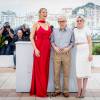 Blake Lively, Woody Allen, Kristen Stewart - Photocall du film "Café Society" lors du 69e Festival International du Film de Cannes le 11 mai 2016. © Borde-Moreau/Bestimage