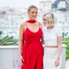 Blake Lively, Kristen Stewart - Photocall du film "Café Society" lors du 69e Festival International du Film de Cannes le 11 mai 2016. © Borde-Moreau/Bestimage