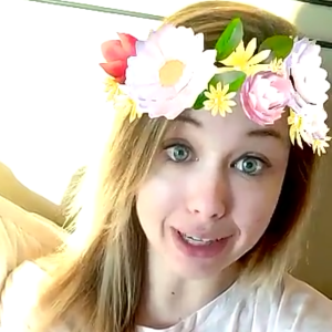 EnjoyPhoenix annonce une collaboration avec La Redoute, sur Snapchat, le 12 mai 2016