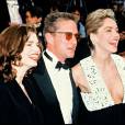 Jeanne Tripplehorn, Michael Douglas, Sharon Stone - Projection de Basic Instinct au Festival de Cannes en 1992