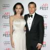 Brad Pitt et sa femme Angelina Jolie à l' Avant-première du film "By the Sea" lors du gala d'ouverture de l'AFI Fest à Hollywood, le 5 novembre 2015.