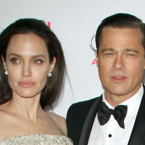 Brad Pitt et sa femme Angelina Jolie à l' Avant-première du film "By the Sea" lors du gala d'ouverture de l'AFI Fest à Hollywood, le 5 novembre 2015.