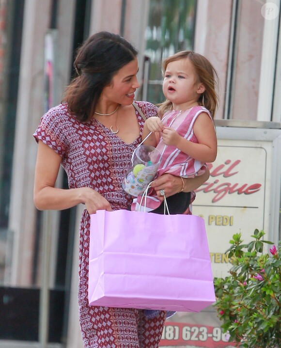Exclusif - Jenna Dewan-Tatum et sa fille Everly Tatum arrivent à l' anniversaire de la fille d'Haylie Duff, Ryan, à Los Angeles le 7 mai 2016.