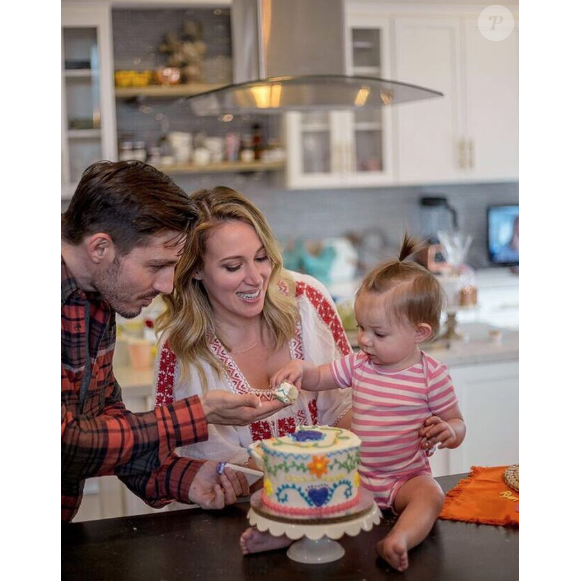 Haylie Duff et son fiancé Matt Rosenberg fêtent le premier anniversaire de leur fille Ryan. Photo publiée sur Instagram, le 12 mai 2016