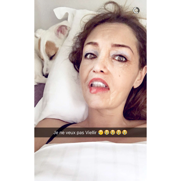 Nabilla en vieille sur Snapchat : elle déteste !