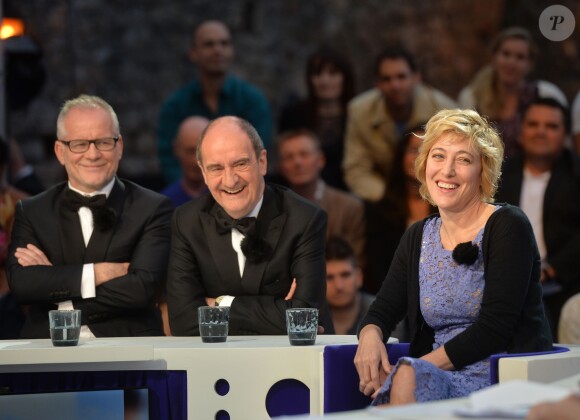 Exclusif - Thierry Frémaux, Pierre Lescure et Valeria Bruni-Tedeschi - Enregistrement de l'émission "On n'est pas couché" lors du 69e Festival International du Film de Cannes le 18 mai 2016. La bande de Laurent Ruquier a investi la superbe villa Domergue sur les hauteurs de Cannes pour le tournage d'une émission spéciale sur le cinéma. L’émission sera diffusée samedi soir 21 mai sur France 2. © Giancarlo Gorassini/Veeren/Bestimage