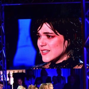 Exclusif - Chantal Ladesou, Julie Depardieu, Muriel et Delphine Coulin, Soko, Laurent Ruquier à l'enregistrement de l'émission "On n'est pas couché" à la Villa Domergue lors du 69ème Festival International du Film de Cannes le 18 mai 2016. La bande a Laurent Ruquier a investi la superbe villa Domergue sur les hauteurs de Cannes, pour le tournage d'une émission spéciale sur le cinéma lors du 69ème Festival International du Film de Cannes. L’émission sera diffusée samedi soir 21 mai sur France 2. © Giancarlo Gorassini / Veeren / Bestimage 18/05/2016 - Cannes