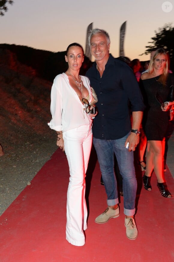 Semi-Exclusif - David Ginola et sa femme Coraline - People à la 3ème édition de la "Fight Night" à Saint-Tropez. Les plus grands noms de la Boxe Thaï et du Kick-Boxing mondiaux se sont affrontés sur le ring, au milieu de La Citadelle. Le 4 août 2015