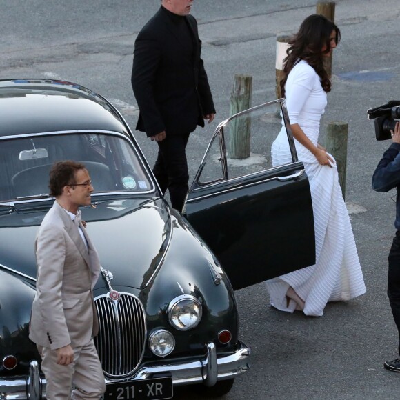 APRES LEUR CEREMONIE DE MARIAGE, JEAN-LUC DELARUE ET ANISSA KEHL ONT DINE AU CAFE DE LA CALE A SAUZON LE 12 MAI 2012.12/05/2012 - SAUZON