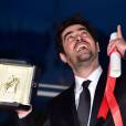 Shahab Hosseini (Prix d'interprétation masculine dans "Le Client "d'Asghar Farhadi) - Photocall de la remise des palmes du 69ème Festival International du Film de Cannes. Le 22 mai 2016. © Giancarlo Gorassini/Bestimage