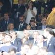  L'infante Sofia d'Espagne accompagnait son père le roi Felipe VI lors de la demi-finale de Ligue des Champions entre le Real Madrid et Manchester City le 4 mai 2016 au stade Santiago Bernadeu à Madrid. 
