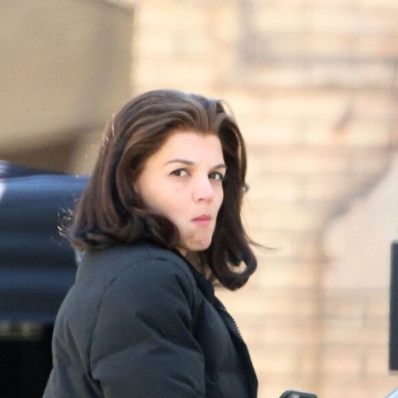 Exclusif - Katie Holmes sur le tournage de la série TV "The Kennedys" à Toronto, le 17 mai 2016. © CPA/Bestimage