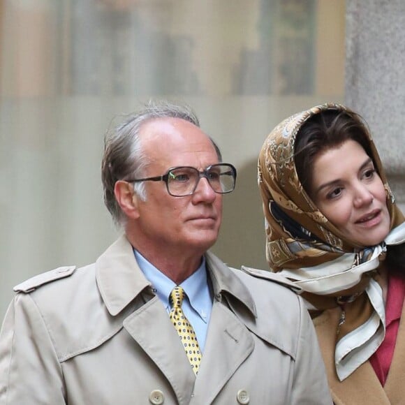 Exclusif - L'actrice Katie Holmes dans le rôle de Jackie Kennedy sur le tournage de The Kennedys à Toronto avec Serge Houde dans le rôle de Maurice Tempelsman. Le 11 mai 2016 © CPA/Bestimage