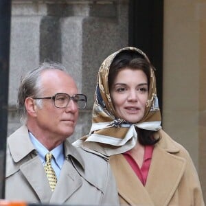 Exclusif - Katie Holmes dans le rôle de Jackie Kennedy sur le tournage de The Kennedys à Toronto avec Serge Houde dans le rôle de Maurice Tempelsman. Le 11 mai 2016 © CPA/Bestimage