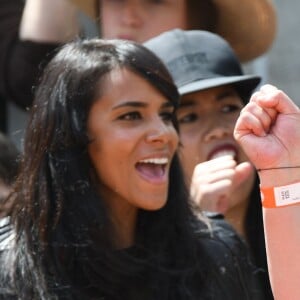 Shy'm en tribune pour soutenir Benoît Paire, éliminé au second tour du tournoi de Roland-Garros, le 25 mai 2016.