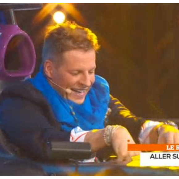 Matthieu Delormeau a reçu un beau cadeau de la part de Cyril Hanouna dans l'émission "C'est pour nous, c'st cadeau" sur D8, le 26 mai 2016. 