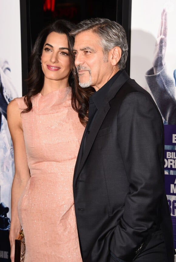 George Clooney et sa femme Amal Alamuddin Clooney - Première de "Our brand is crisis" à Los Angeles le 26 octobre 2015. © CPA/Bestimage