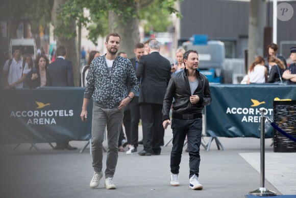 Exclusif - Marc-Olivier Fogiel et son mari François Roelants - Arrivée des people au concert de Mika à l'AccorHotels Arena à Paris, le 27 mai 2016.