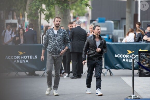 Exclusif - Marc-Olivier Fogiel et son mari François Roelants - Arrivée des people au concert de Mika à l'AccorHotels Arena à Paris, le 27 mai 2016.