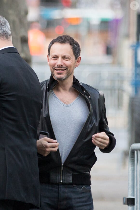 Exclusif - Marc-Olivier Fogiel et son mari François Roelants - Arrivée des people au concert de Mika à l'AccorHotels Arena à Paris, le 27 mai 2016.