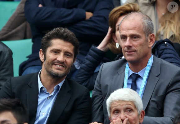 Bixente Lizarazu et Guy Forget - People dans les tribunes lors du Tournoi de Roland-Garros (les Internationaux de France de tennis) à Paris, le 29 mai 2016. © Dominique Jacovides/Bestimage