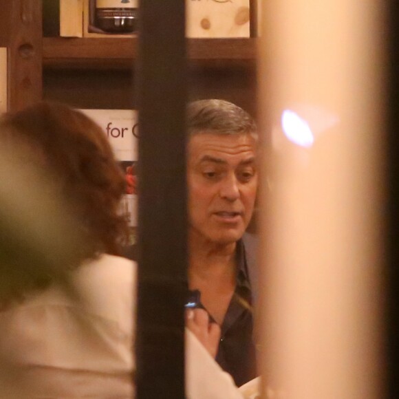 George Clooney et sa femme Amal Alamuddin sont allés diner au restaurant à Rome, le 28 mai 201628/05/2016 - Rome
